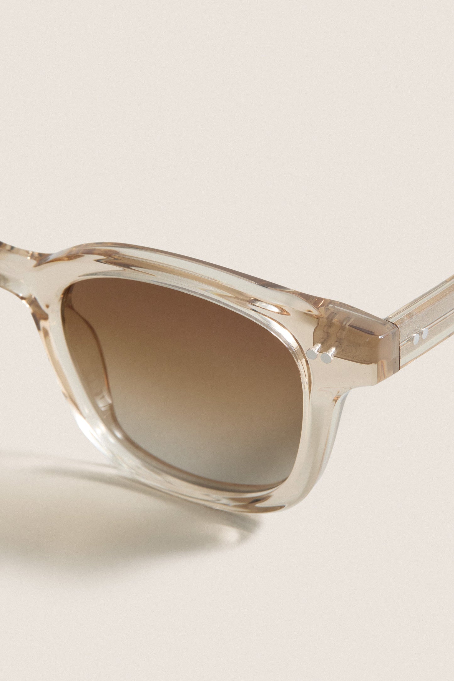 02 Ecru Sunglasses